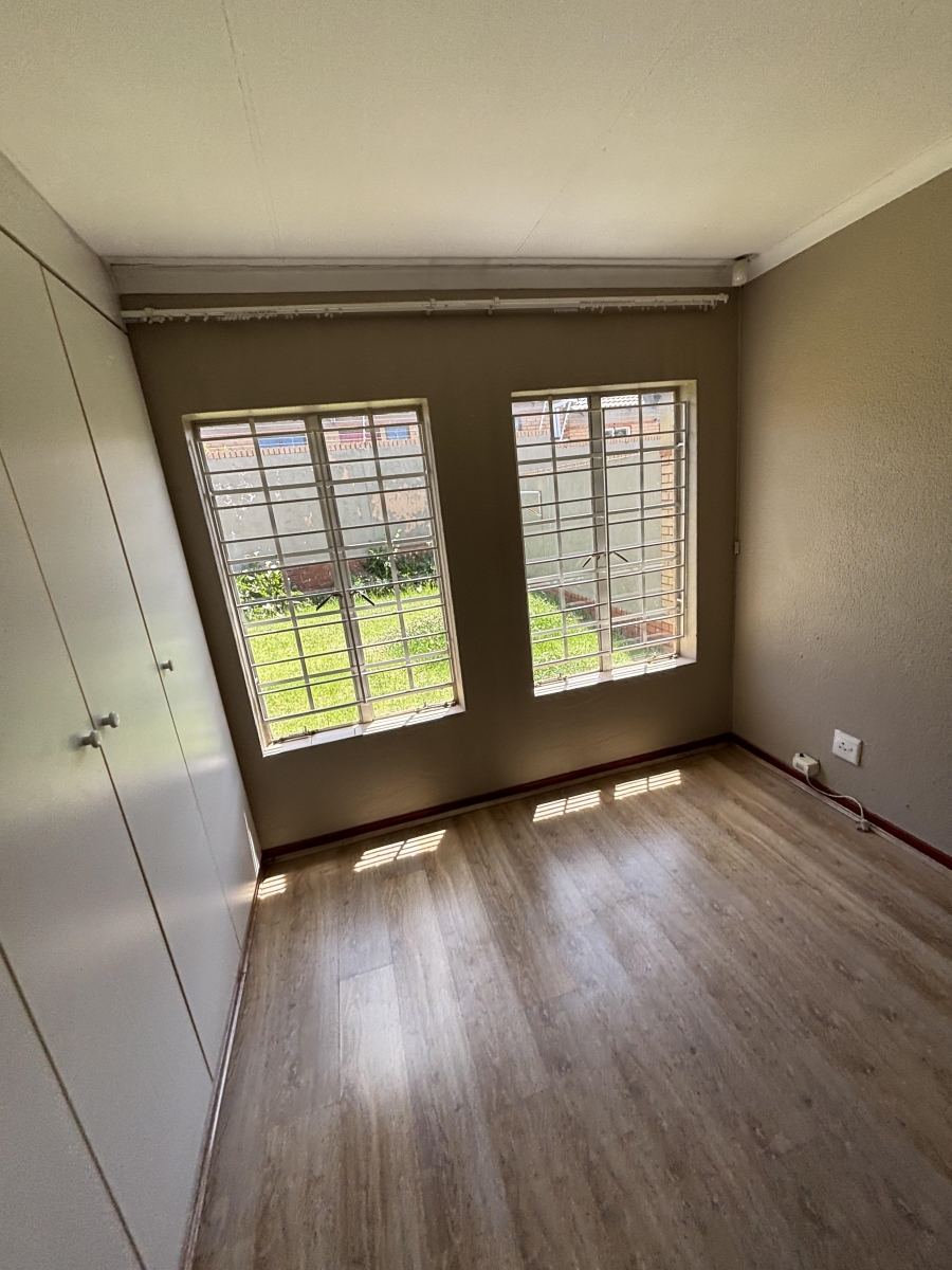 To Let 3 Bedroom Property for Rent in Halfway Gardens Gauteng