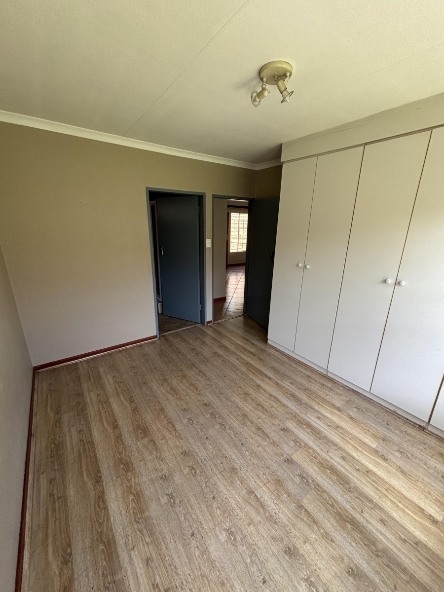 To Let 3 Bedroom Property for Rent in Halfway Gardens Gauteng