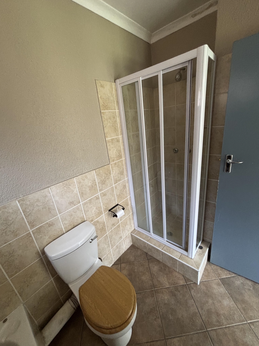 To Let 3 Bedroom Property for Rent in Halfway Gardens Gauteng