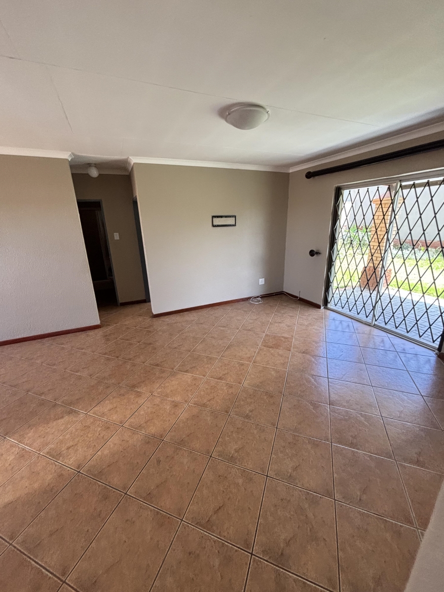 To Let 3 Bedroom Property for Rent in Halfway Gardens Gauteng