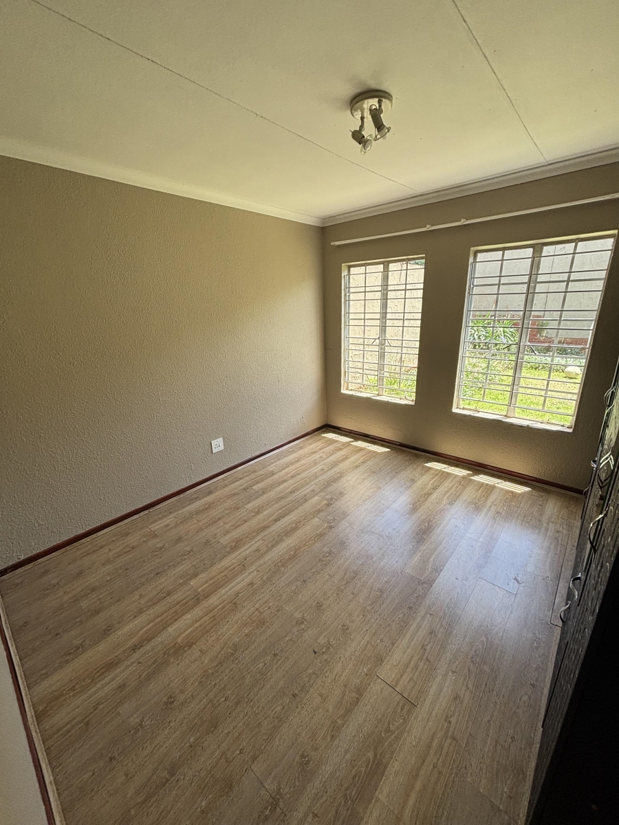 To Let 3 Bedroom Property for Rent in Halfway Gardens Gauteng