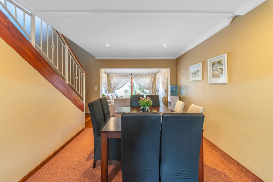 To Let 4 Bedroom Property for Rent in Lonehill Gauteng