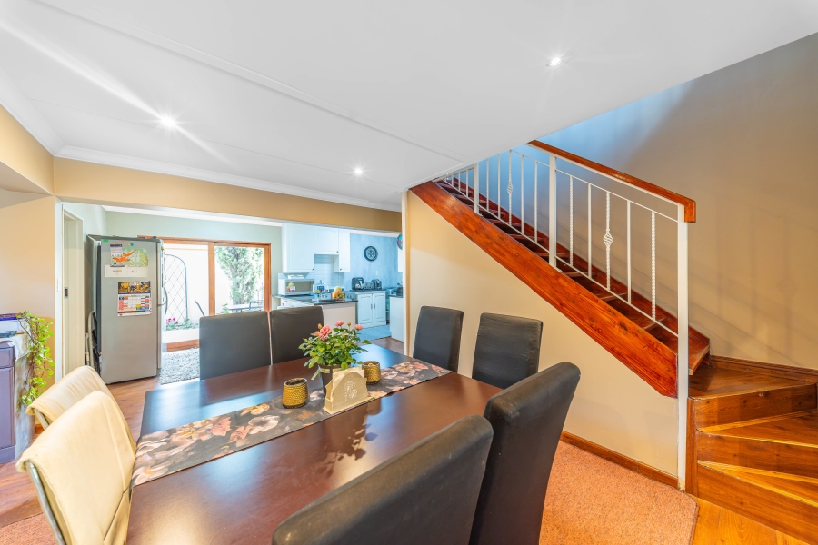 To Let 4 Bedroom Property for Rent in Lonehill Gauteng