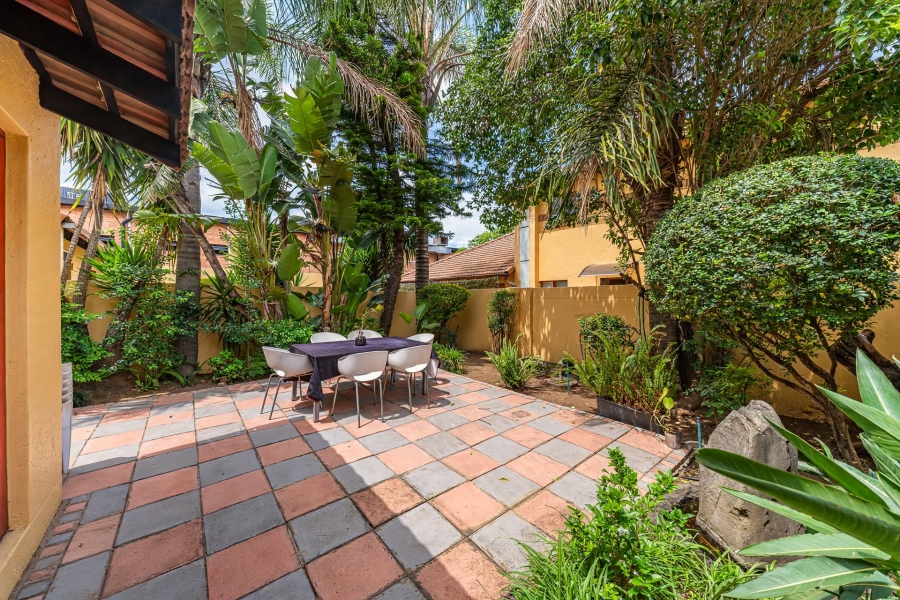 To Let 4 Bedroom Property for Rent in Lonehill Gauteng