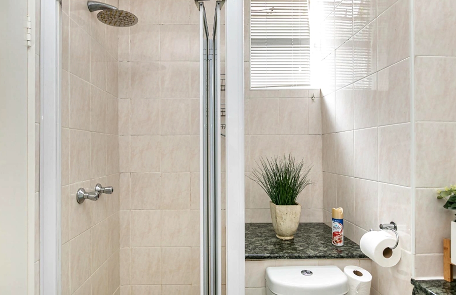 To Let 1 Bedroom Property for Rent in Illovo Gauteng