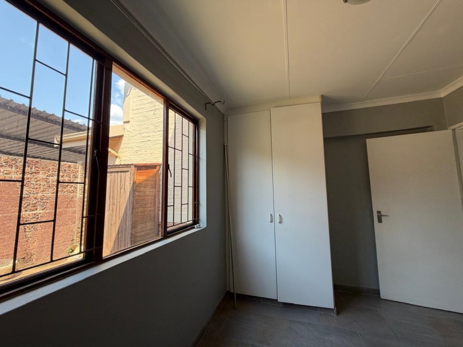 3 Bedroom Property for Sale in Halfway Gardens Gauteng