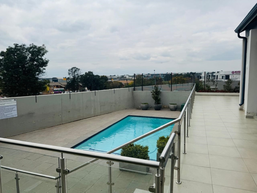 To Let 1 Bedroom Property for Rent in Carlswald Gauteng