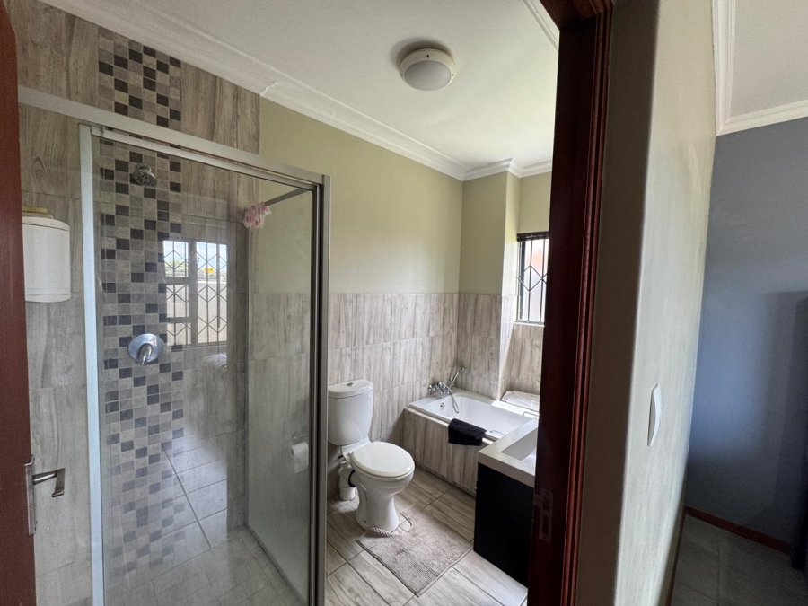 To Let 3 Bedroom Property for Rent in Noordwyk Gauteng