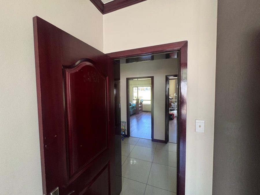 To Let 3 Bedroom Property for Rent in Summerset Gauteng