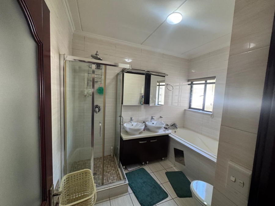 To Let 3 Bedroom Property for Rent in Summerset Gauteng