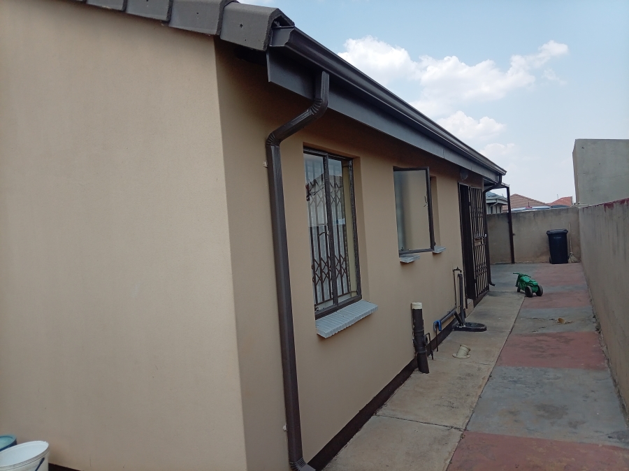 3 Bedroom Property for Sale in Crystal Park Gauteng