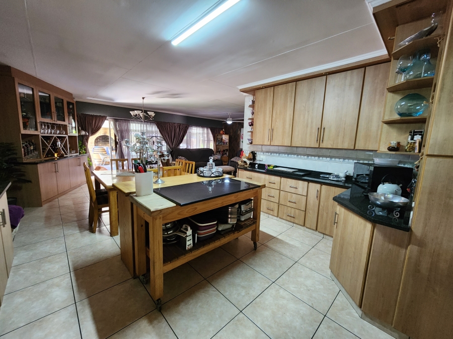 4 Bedroom Property for Sale in Vanderbijlpark SE Gauteng