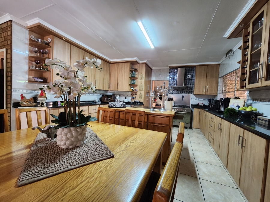 4 Bedroom Property for Sale in Vanderbijlpark SE Gauteng