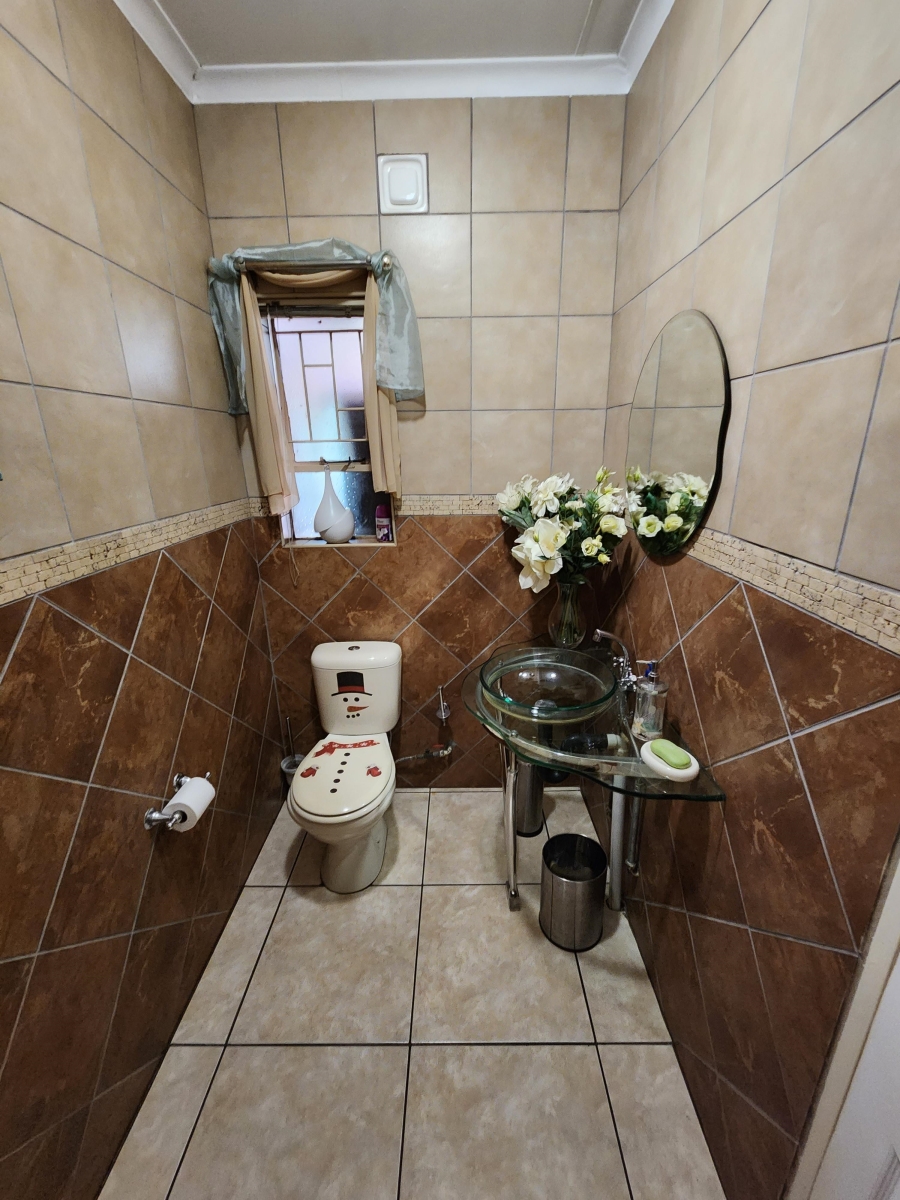 4 Bedroom Property for Sale in Vanderbijlpark SE Gauteng