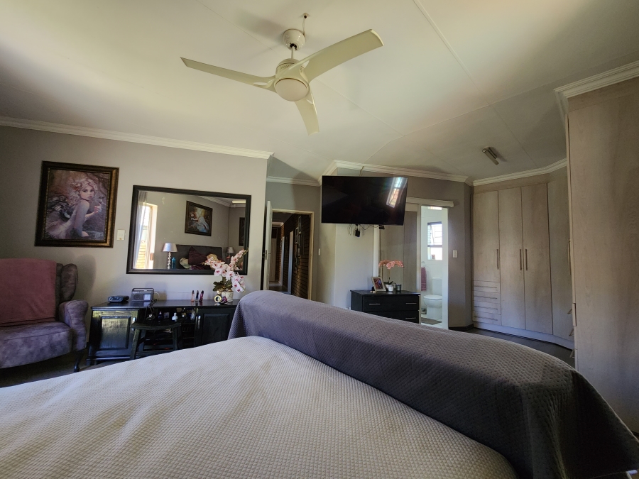 4 Bedroom Property for Sale in Vanderbijlpark SE Gauteng