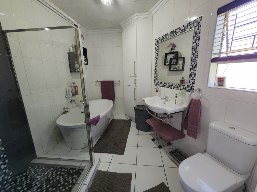 4 Bedroom Property for Sale in Vanderbijlpark SE Gauteng