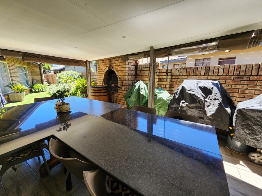 4 Bedroom Property for Sale in Vanderbijlpark SE Gauteng