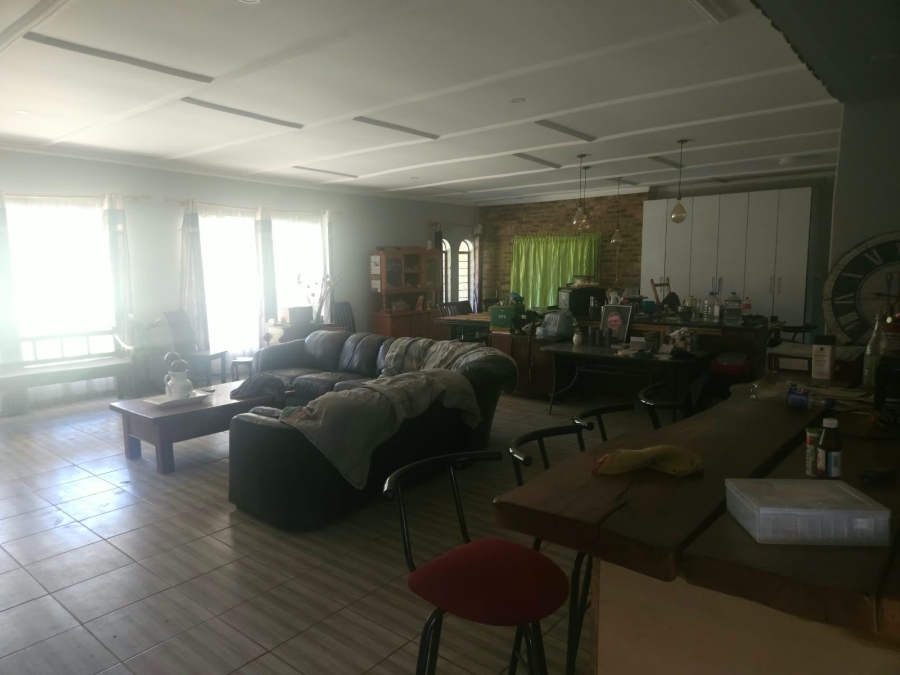 4 Bedroom Property for Sale in Louisrus Gauteng