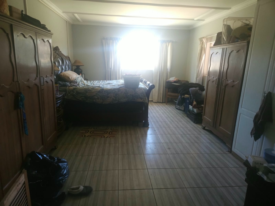4 Bedroom Property for Sale in Louisrus Gauteng