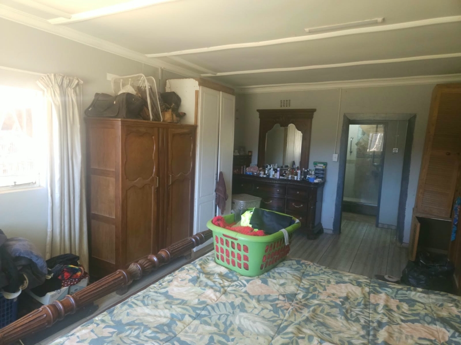 4 Bedroom Property for Sale in Louisrus Gauteng