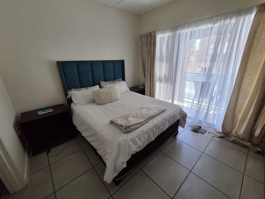 2 Bedroom Property for Sale in Die Hoewes Gauteng
