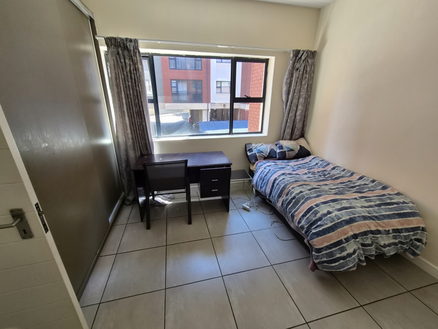 2 Bedroom Property for Sale in Die Hoewes Gauteng
