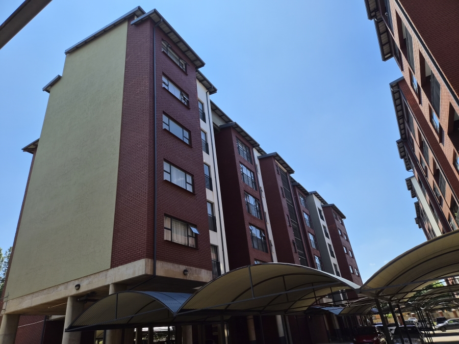 2 Bedroom Property for Sale in Die Hoewes Gauteng