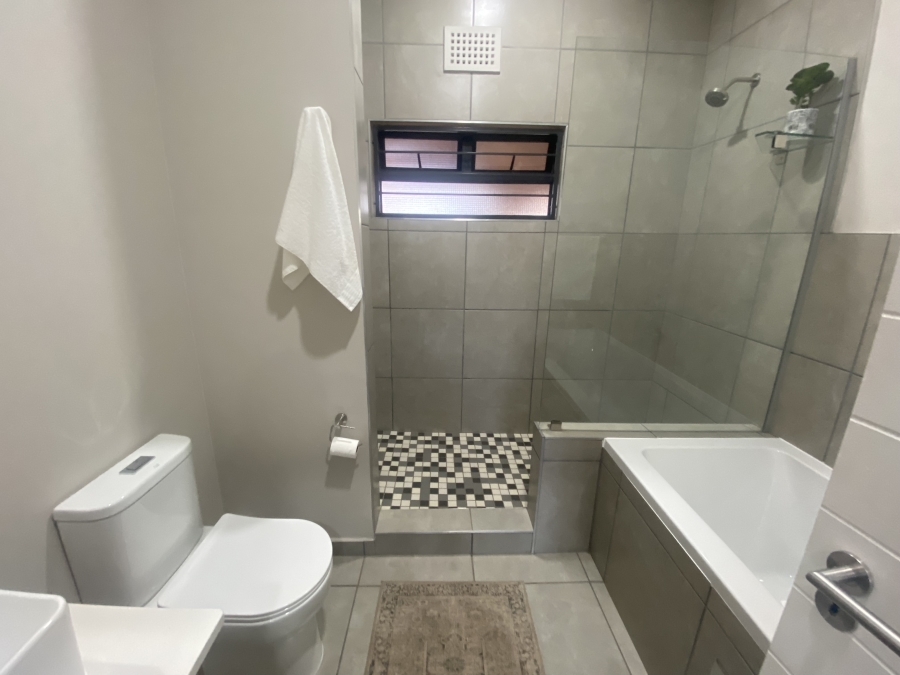To Let 2 Bedroom Property for Rent in Rietvalleirand Gauteng