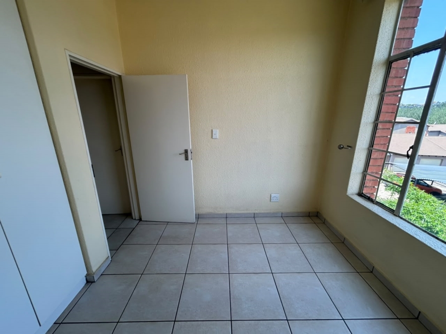 To Let 2 Bedroom Property for Rent in Honeydew Gauteng