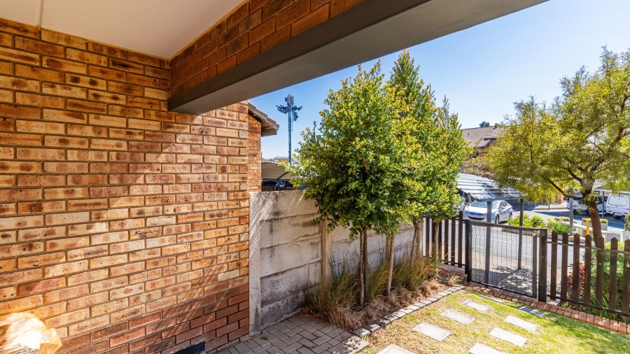 2 Bedroom Property for Sale in Carlswald Gauteng