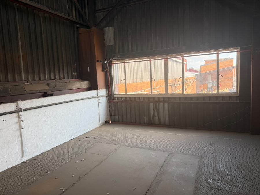 To Let Commercial Property for Rent in Anderbolt Gauteng