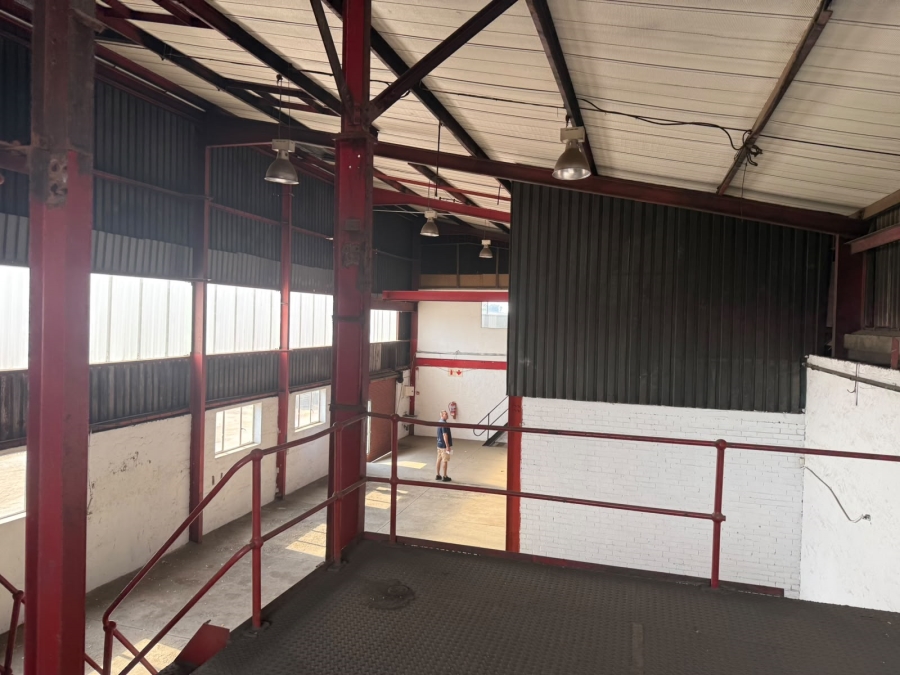 To Let Commercial Property for Rent in Anderbolt Gauteng