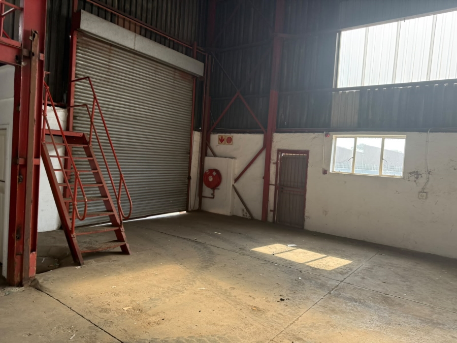 To Let Commercial Property for Rent in Anderbolt Gauteng
