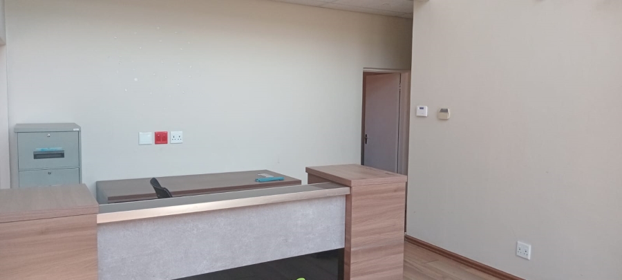 To Let Commercial Property for Rent in North Riding Gauteng