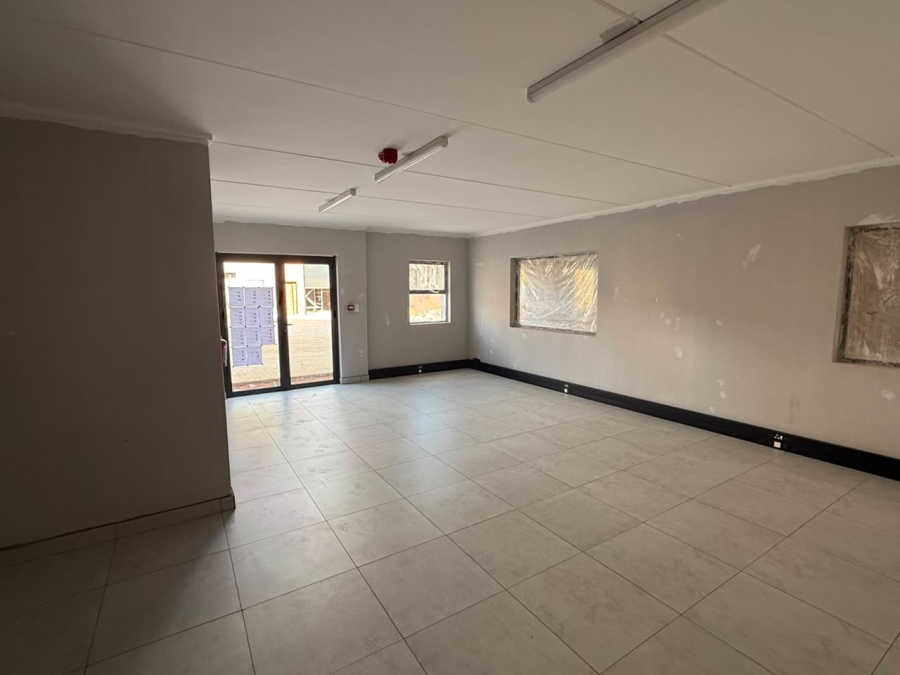 To Let Commercial Property for Rent in Bartlett Gauteng