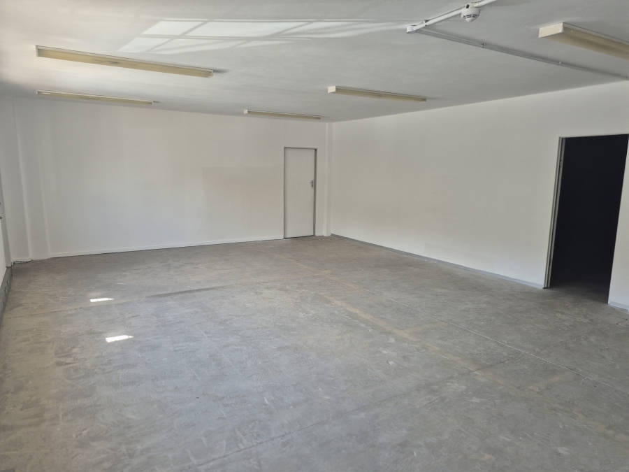 To Let Commercial Property for Rent in Linbro Park Gauteng