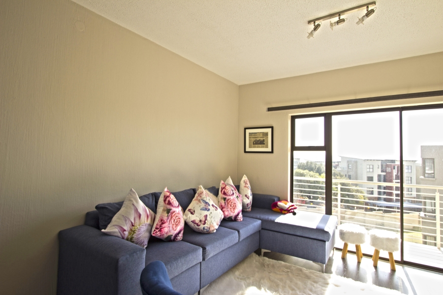 To Let 2 Bedroom Property for Rent in Fourways Gauteng