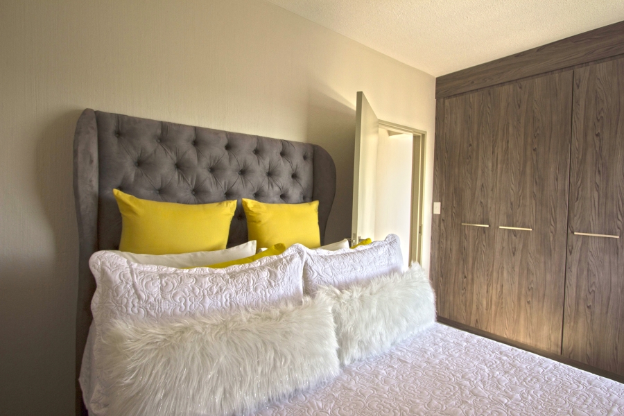 To Let 2 Bedroom Property for Rent in Fourways Gauteng