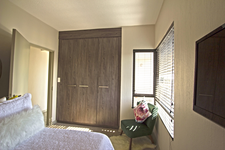 To Let 2 Bedroom Property for Rent in Fourways Gauteng