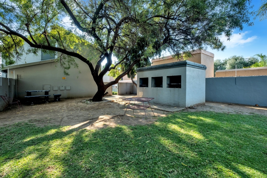 To Let 2 Bedroom Property for Rent in Noordhang Gauteng