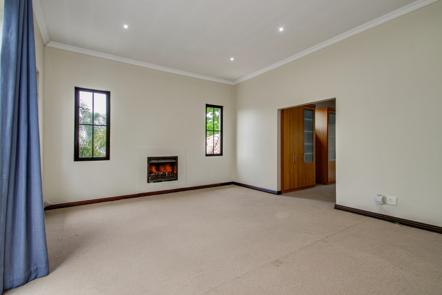 4 Bedroom Property for Sale in Dainfern Gauteng