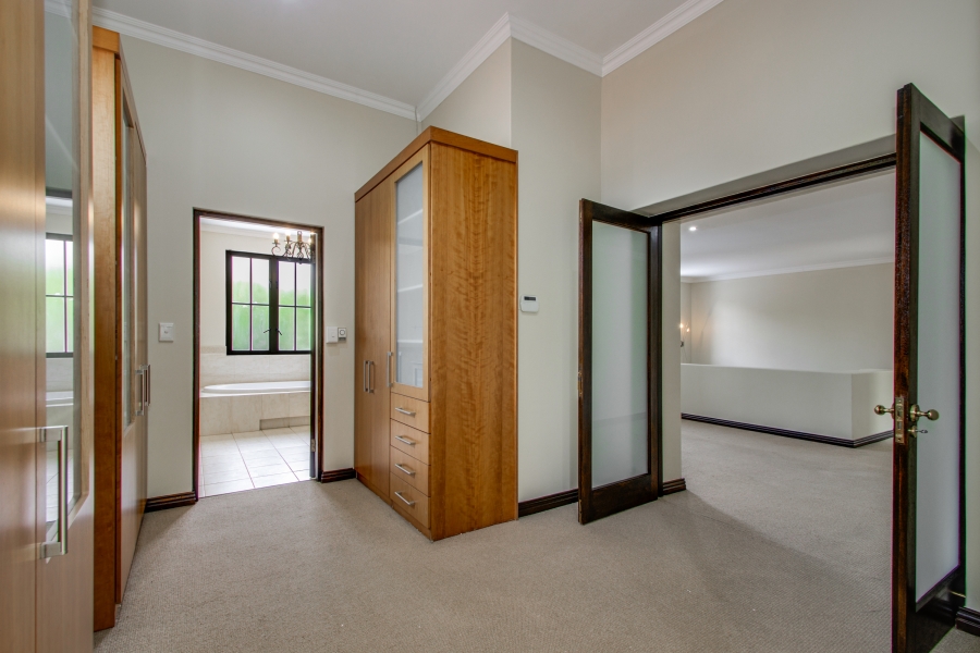 4 Bedroom Property for Sale in Dainfern Gauteng