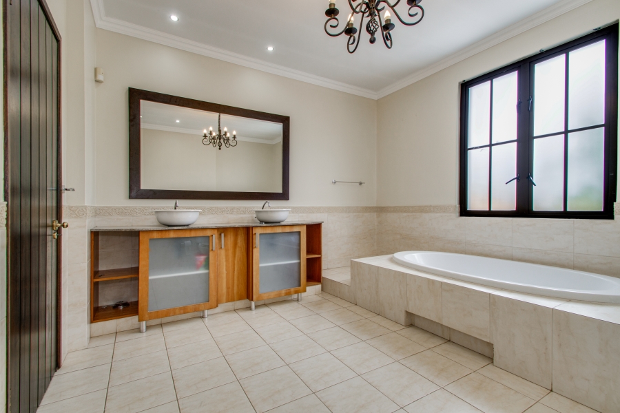 4 Bedroom Property for Sale in Dainfern Gauteng