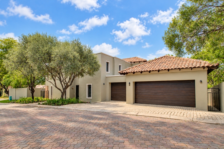 4 Bedroom Property for Sale in Dainfern Gauteng