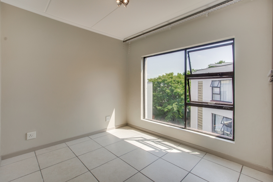 To Let 2 Bedroom Property for Rent in Douglasdale Gauteng