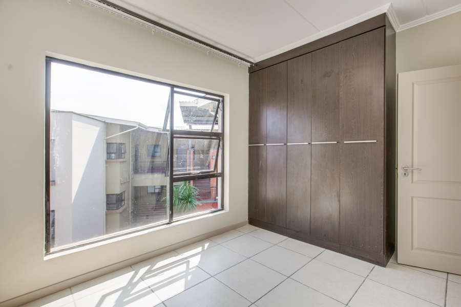 To Let 2 Bedroom Property for Rent in Douglasdale Gauteng