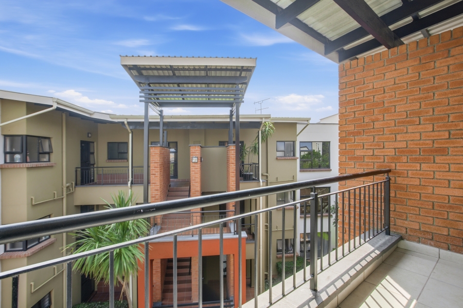 To Let 2 Bedroom Property for Rent in Douglasdale Gauteng