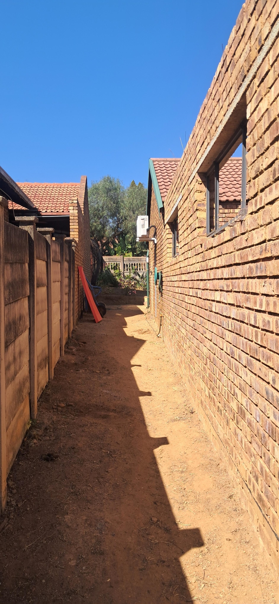 3 Bedroom Property for Sale in Rooihuiskraal Gauteng