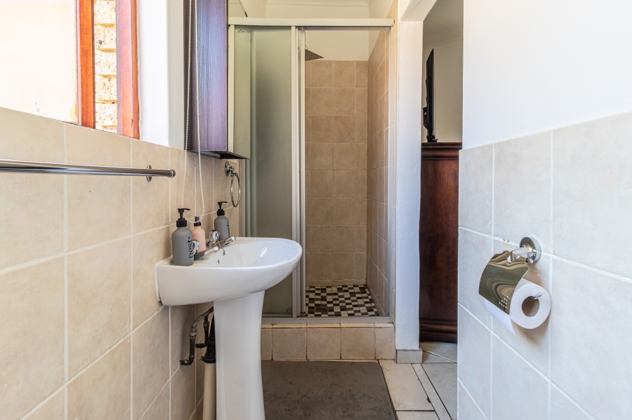 3 Bedroom Property for Sale in Pinehaven Gauteng