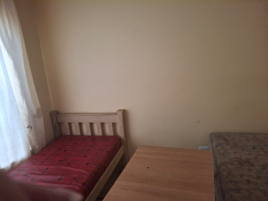 9 Bedroom Property for Sale in Helikonpark Gauteng